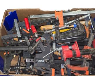 auctioncompanykc.com