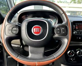 auctioncompanykc.com