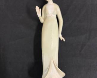 Deco Porcelain Figurine