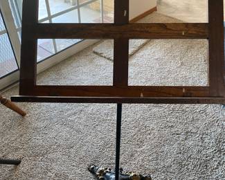 Brass base music stand 