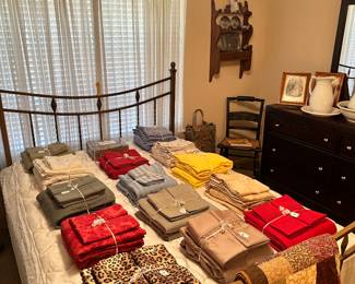 Great Selection of King and Queen Size Sheet Sets