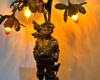 Vintage "Neoclassical Art Nouveau Styler Table Lamp