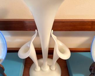 Steuben Iridized Iverene Large Double Jack in the Pulpit Art Glass Vase... Signed