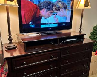 8 Drawer Double Dresser with Media Top. Sony 52 Flatscreen