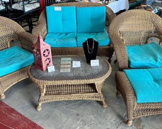 Wicker Set