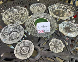ashtrays 