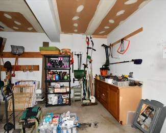 1305Garage