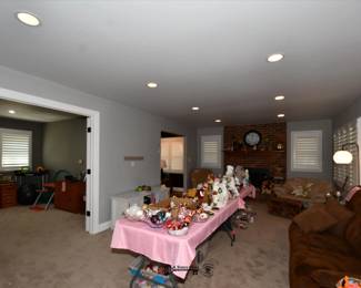 0353Family Room