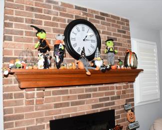 0381Family Room