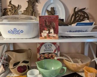Corningware, Pyrex, Bakelite, Jadeite.