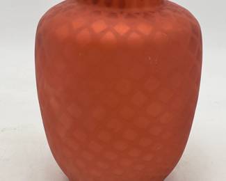 Mother of Pearl Satin Diamond Quilted Vase