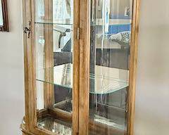 display cabinet