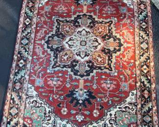 68 IndoPersianHerizGeometricWoolRug