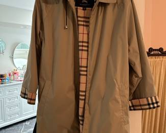 Burberry Trench car coat