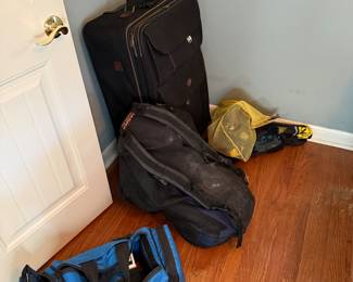 Scuba gear and pilot gear