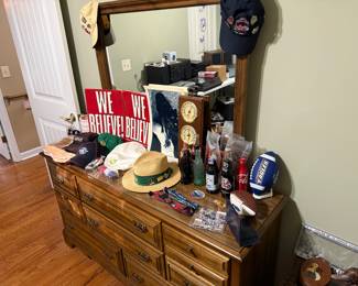 Miscellaneous sports memorabilia, including masters, golf, and Georgia Southern