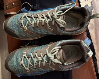 Athletic shoes for women  size 7