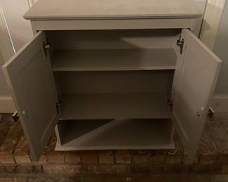 Wall cabinet