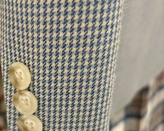 Men’s sport coat.