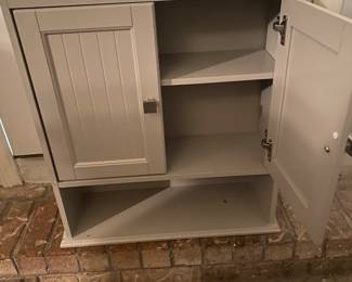 Wall cabinet