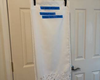 White kitchen curtains. 