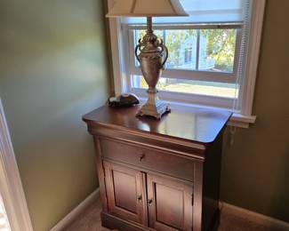 Pair of night stands