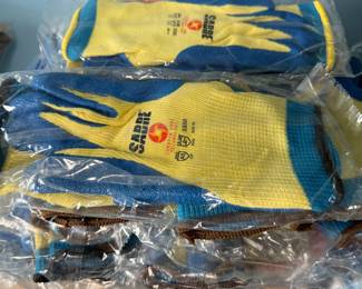 Sabre work gloves (new, open box)