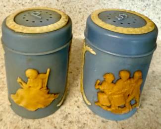 Vintage Colonial Blue plastic salt & pepper shakers