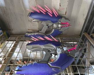 1254  2 Nerf LMTD Halo Needler Dart Blasters 