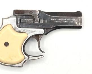 240  HiStandard D100 .22 Single Action Derringer 