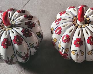 2 ceramic pumpkins