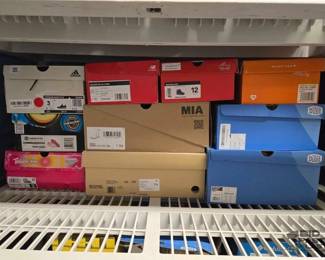 4524  New 10 Pairs Of Shoes 