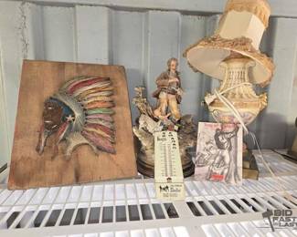 7532  String Art, Thermometer, Book Figurine  Lamp 