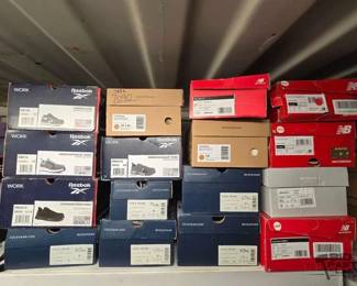 7090  NEW 16 Pairs Of Shoes 