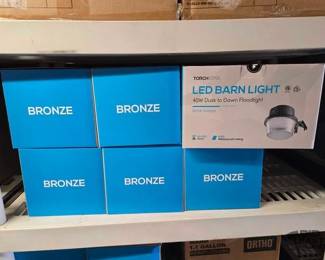 6552  New Led Barn Light 