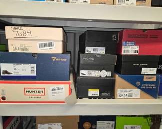 7084  NEW 9 Pairs Of Shoes 