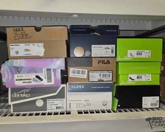7086  NEW 9 Pairs Of Shoes 