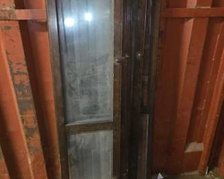6078  Wooden Windows 