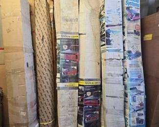 4576 5 Boxes Of Tonneau Covers