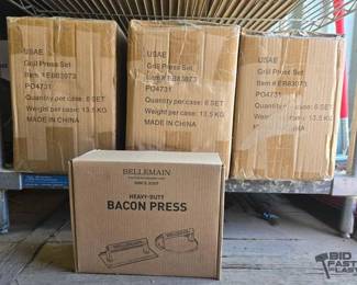 3542 3 Boxes of Grill Press Set
