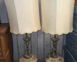 7506  2 Hollywood Regency Style Lamps 