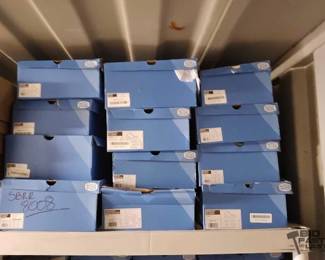 7108  NEW 12 Pairs Of Shoes 