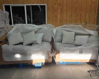 2962 Two Piece Sectional Couch