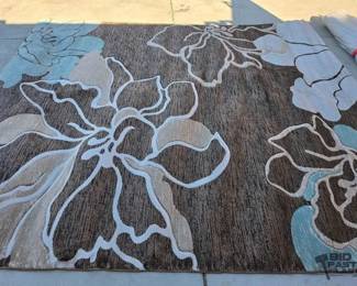 4586 2 Large Carpets