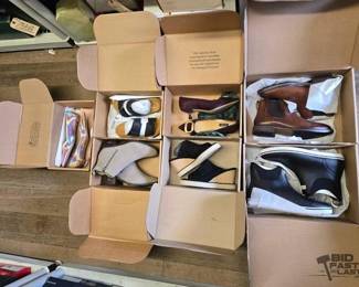 7019 NEW 7 Pairs Of Shoes
