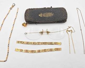 880  Gold Filled Chains, Glasses  Bracelets, 33.9g 