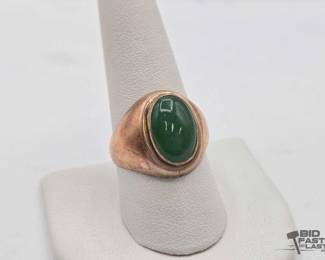 704  14k Gold Ring with Jade Gemstone, 4.4g 