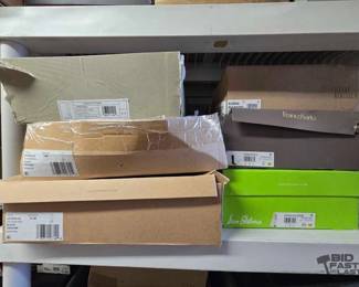 4552  New 6 Pairs Of Shoes 