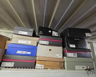 4550  New 12 Pairs Of Shoes 