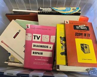 5134 Tote of Books